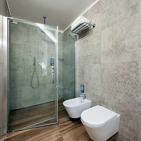 Отель Flavia Рим