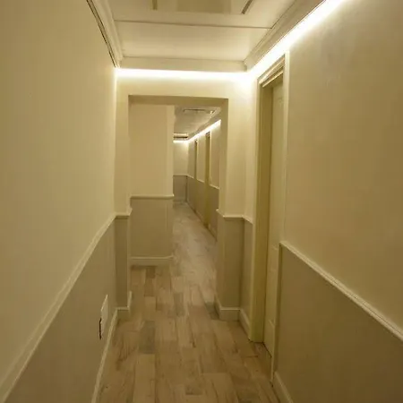 Hotel Flavia 3*
