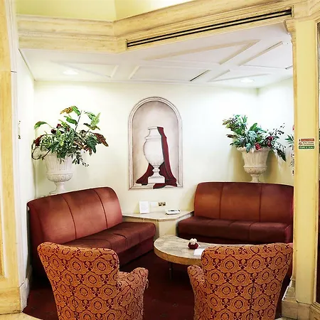 ホテル フラビア 3*