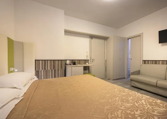 弗拉维亚酒店 3*